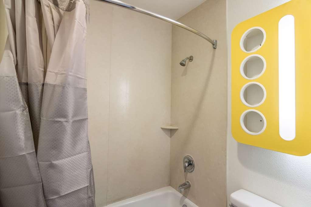 Motel 6 Bell Gardens Rom bilde