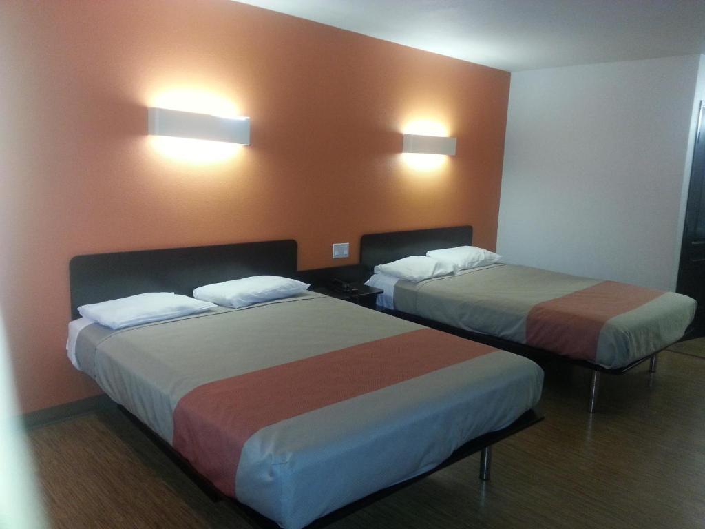 Motel 6 Bell Gardens Rom bilde