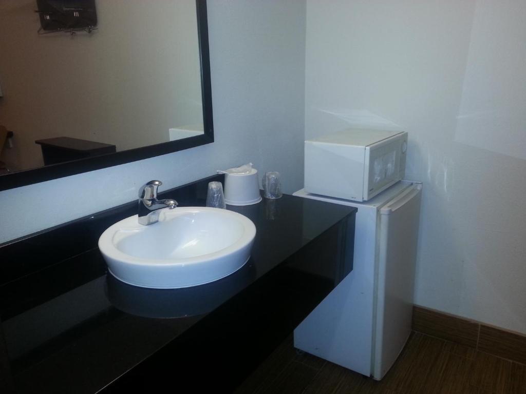 Motel 6 Bell Gardens Rom bilde